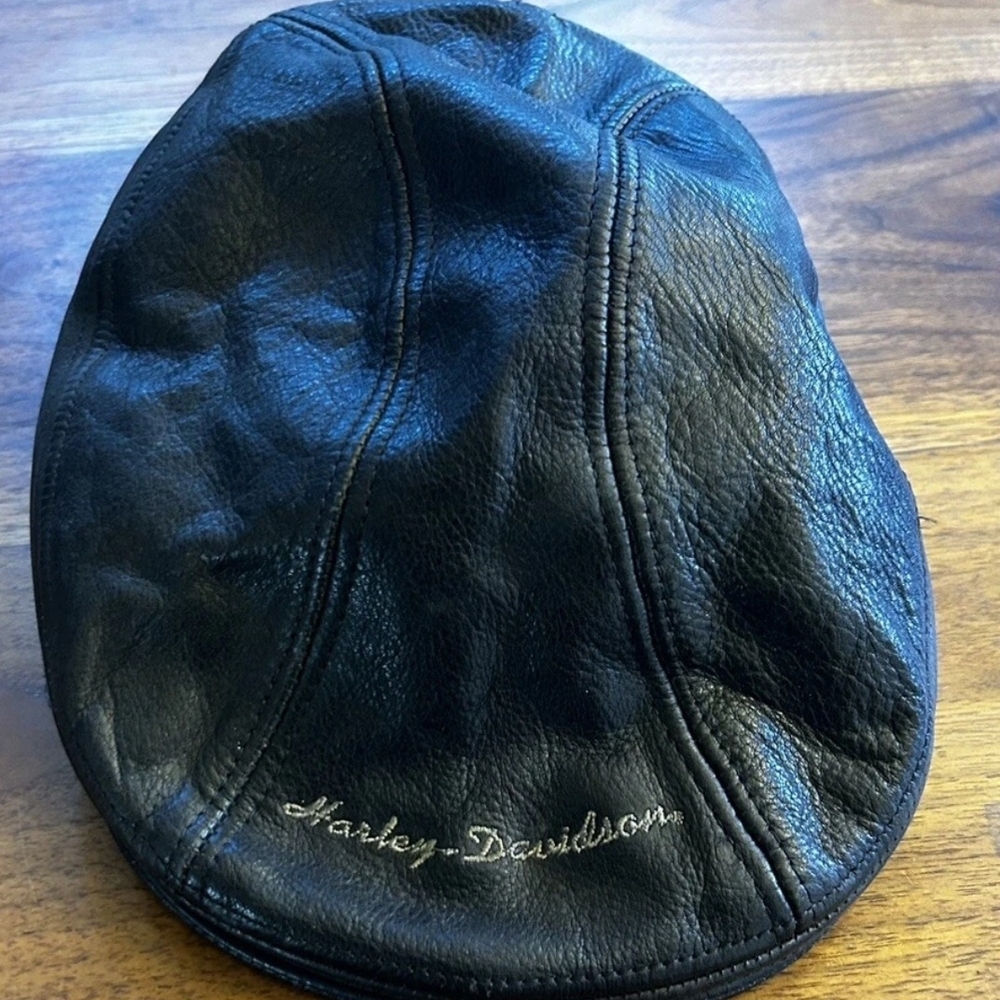 Harley-Davidson Black Leather Cap with Embroidered Logo Size Small/Medium Unisex
